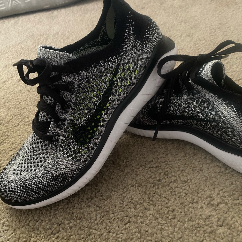 Nike free run Flyknits